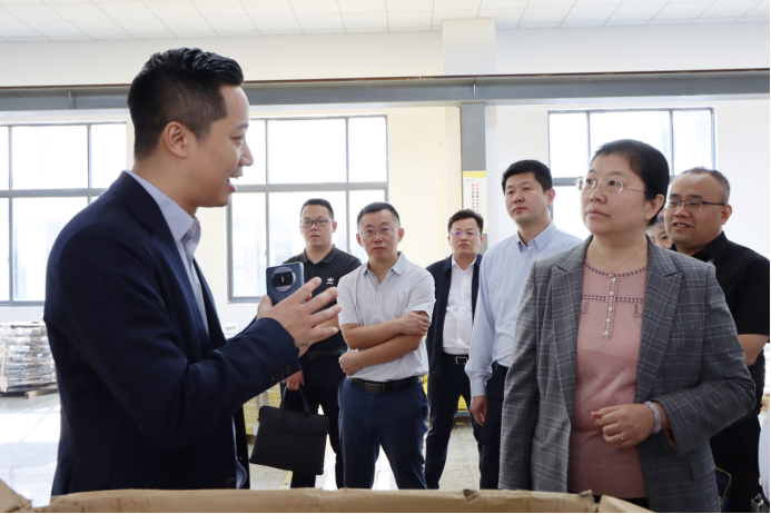 市交通運(yùn)輸局、德盟檢測公司一行到南京研華智能科技有限公司對標(biāo)學(xué)習(xí)